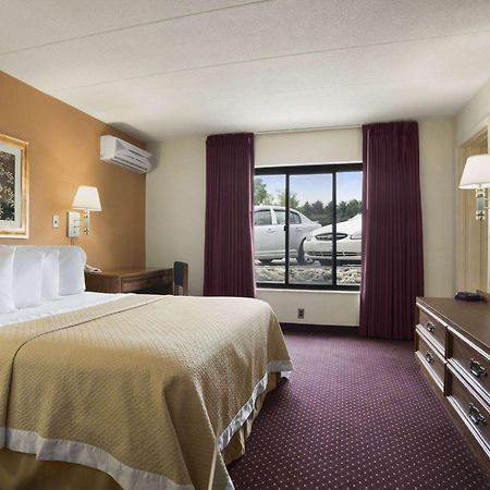 Ramadaby Wyndham Pittsburgh-New Stanton Otel Dış mekan fotoğraf