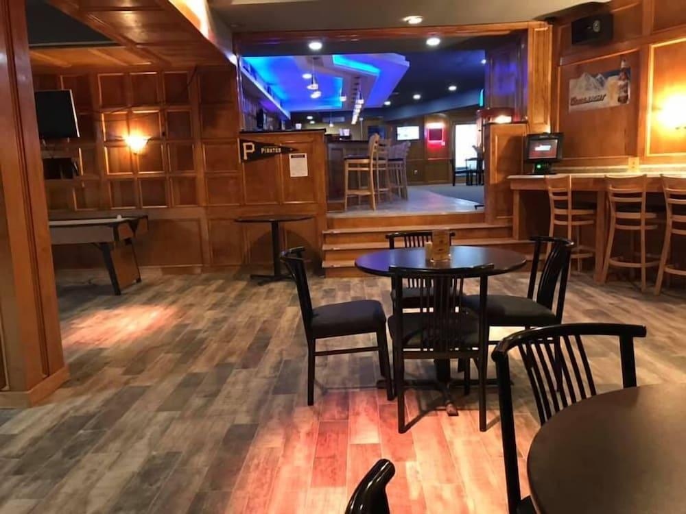 Ramadaby Wyndham Pittsburgh-New Stanton Otel Dış mekan fotoğraf